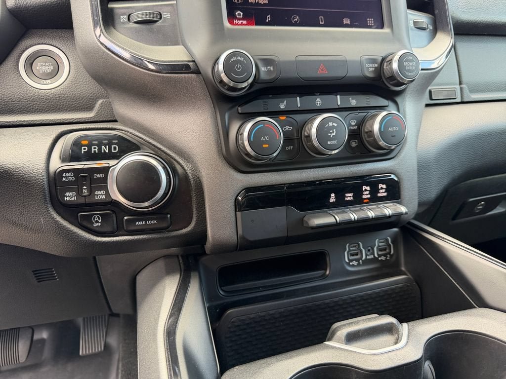 Used 2023 RAM 1500 Big Horn AWD/4WD image 32