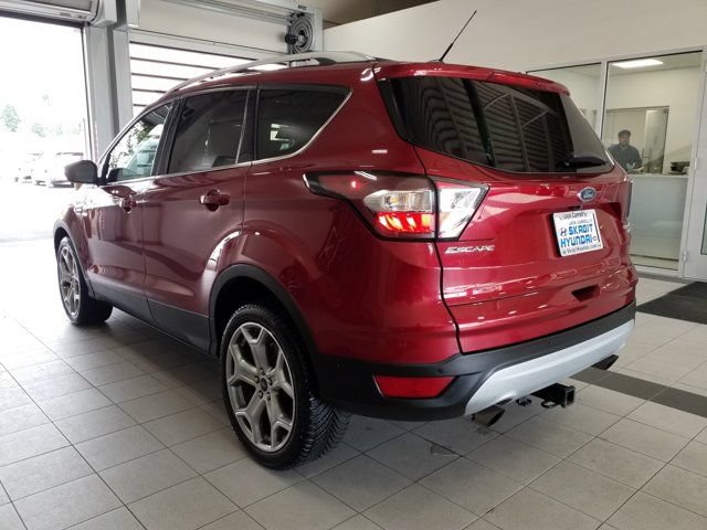 Used 2017 Ford Escape Titanium w/ Equipment Group 301A AWD/4WD image 19
