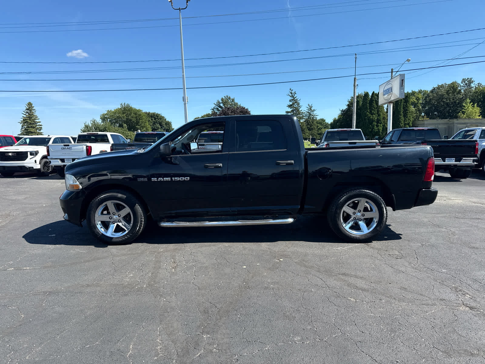 Used 2012 RAM 1500 Express w/ ST Popular Equipment Group AWD/4WD image 2