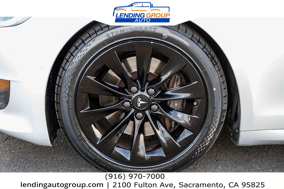 Used 2016 Tesla Model S 70D AWD/4WD image 9