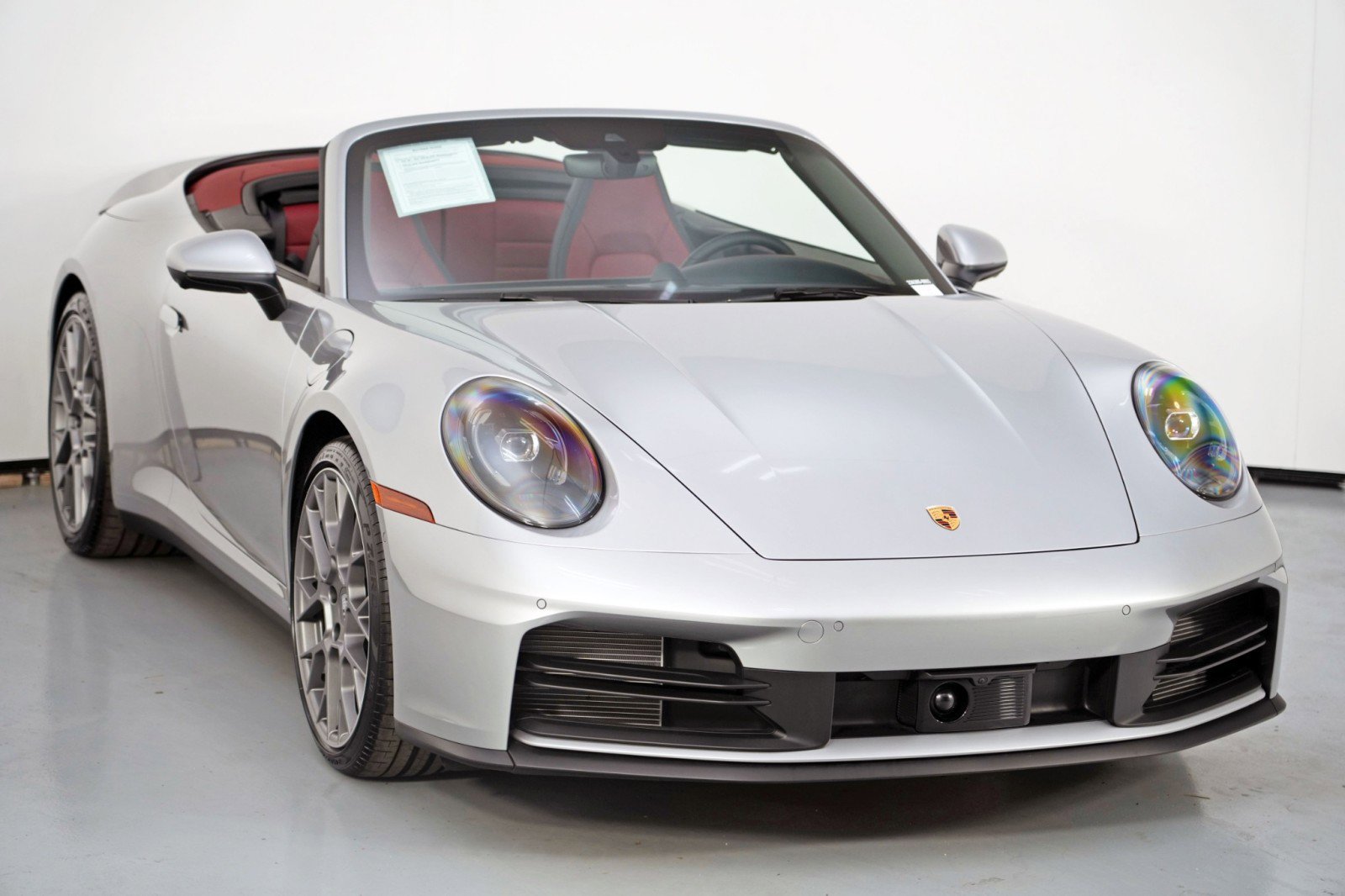 Used 2025 Porsche 911 Carrera RWD image 53