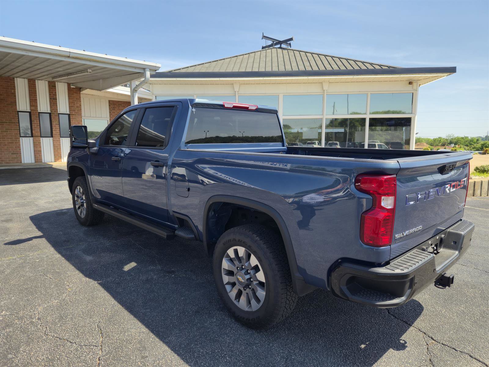 Used 2025 Chevrolet Silverado 2500 Custom w/ Custom Value Package AWD/4WD image 6