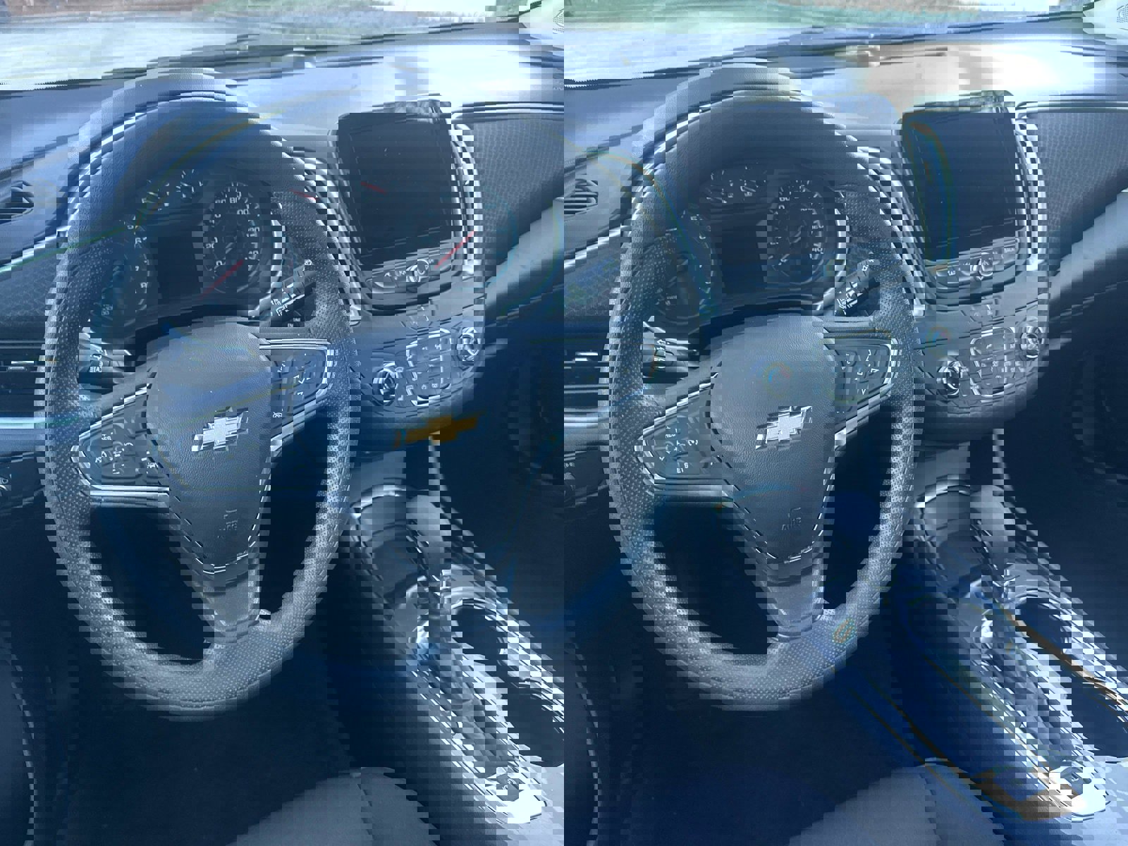 Used 2024 Chevrolet Malibu LT image 22