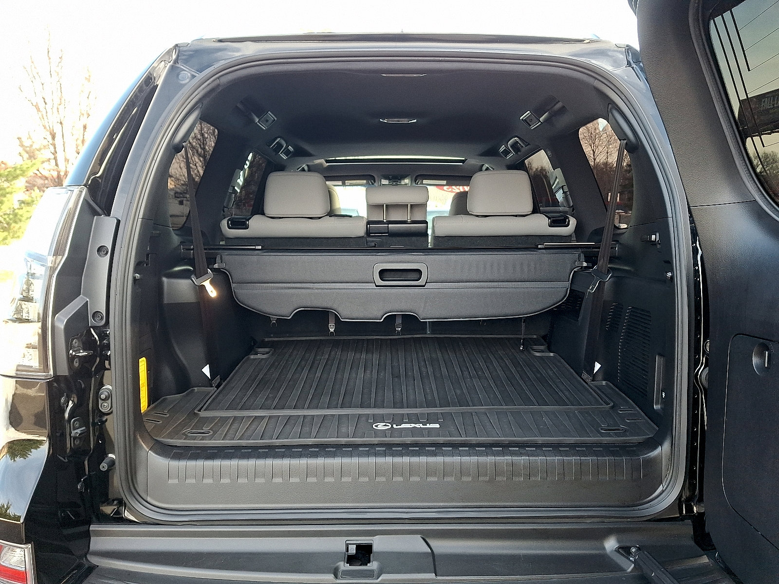 Used 2023 Lexus GX 460 image 32