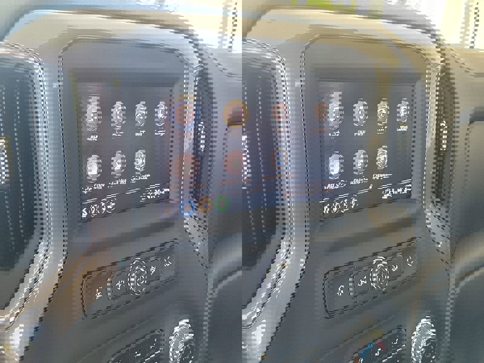 New 2025 GMC Sierra 2500 Pro w/ Convenience Package image 16