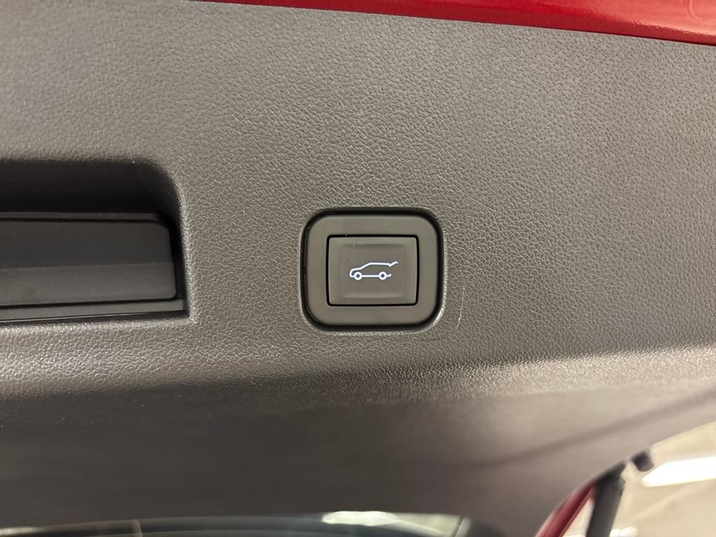 New 2026 GMC Acadia Elevation w/ Black Edition FWD image 17