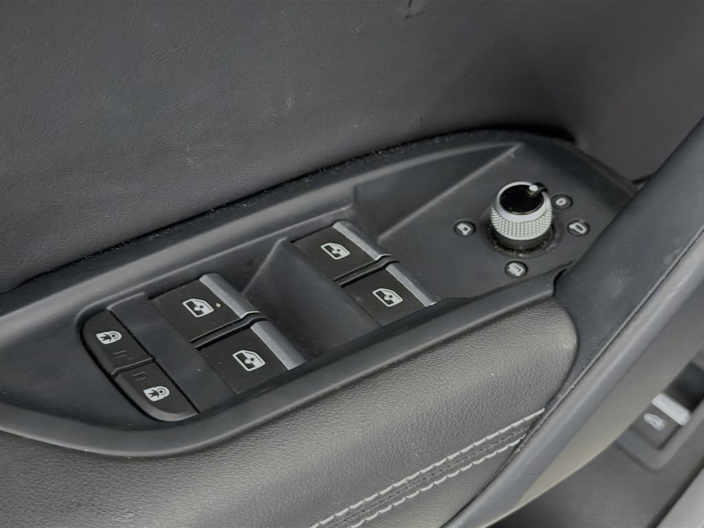 Used 2022 Audi Q5 2.0T Premium Plus w/ Premium Plus Package image 22