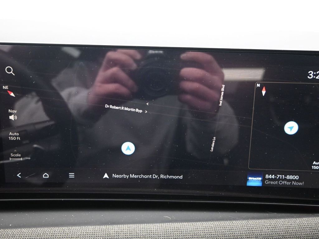 Used 2025 Hyundai Santa Cruz Limited image 12