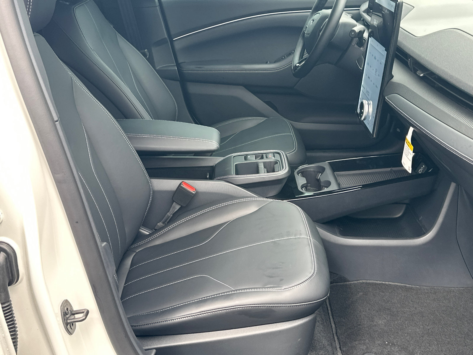 New 2026 Ford Mustang Mach-E Select w/ Comfort Package Lite RWD image 14