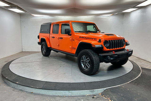 Used 2025 Jeep Gladiator Mojave image 7