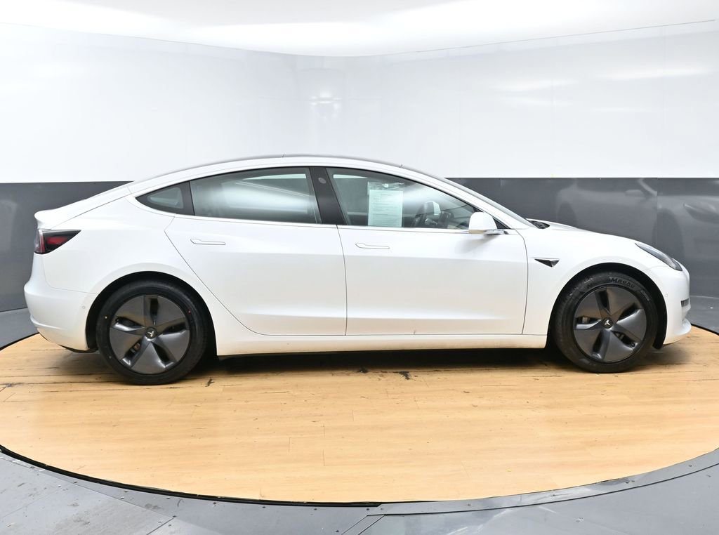 Used 2020 Tesla Model 3 Standard Range RWD image 7