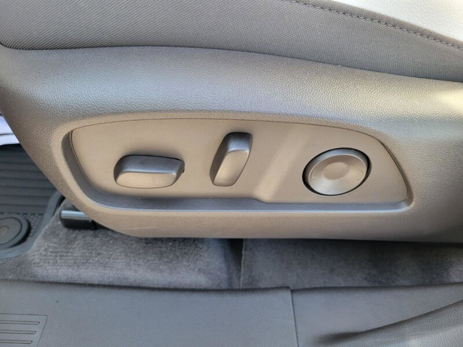 New 2026 GMC Terrain Denali w/ LPO, Floor Liner Package image 24