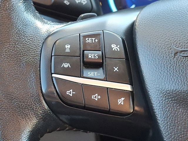 Used 2020 Ford Escape Titanium image 23