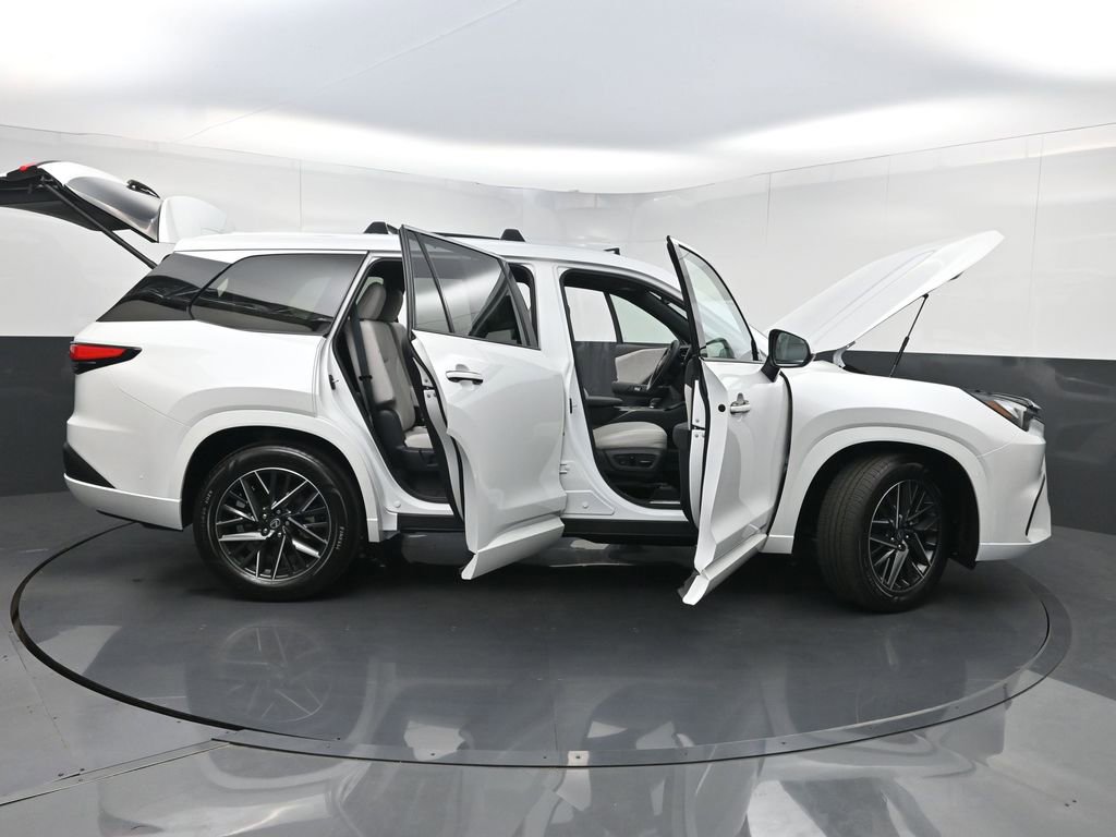 Used 2026 Lexus TX 350 AWD w/ Technology Package image 37