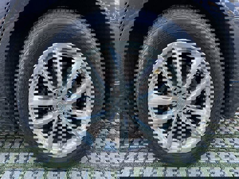 Used 2009 INFINITI G37 Journey w/ Premium Pkg image 28