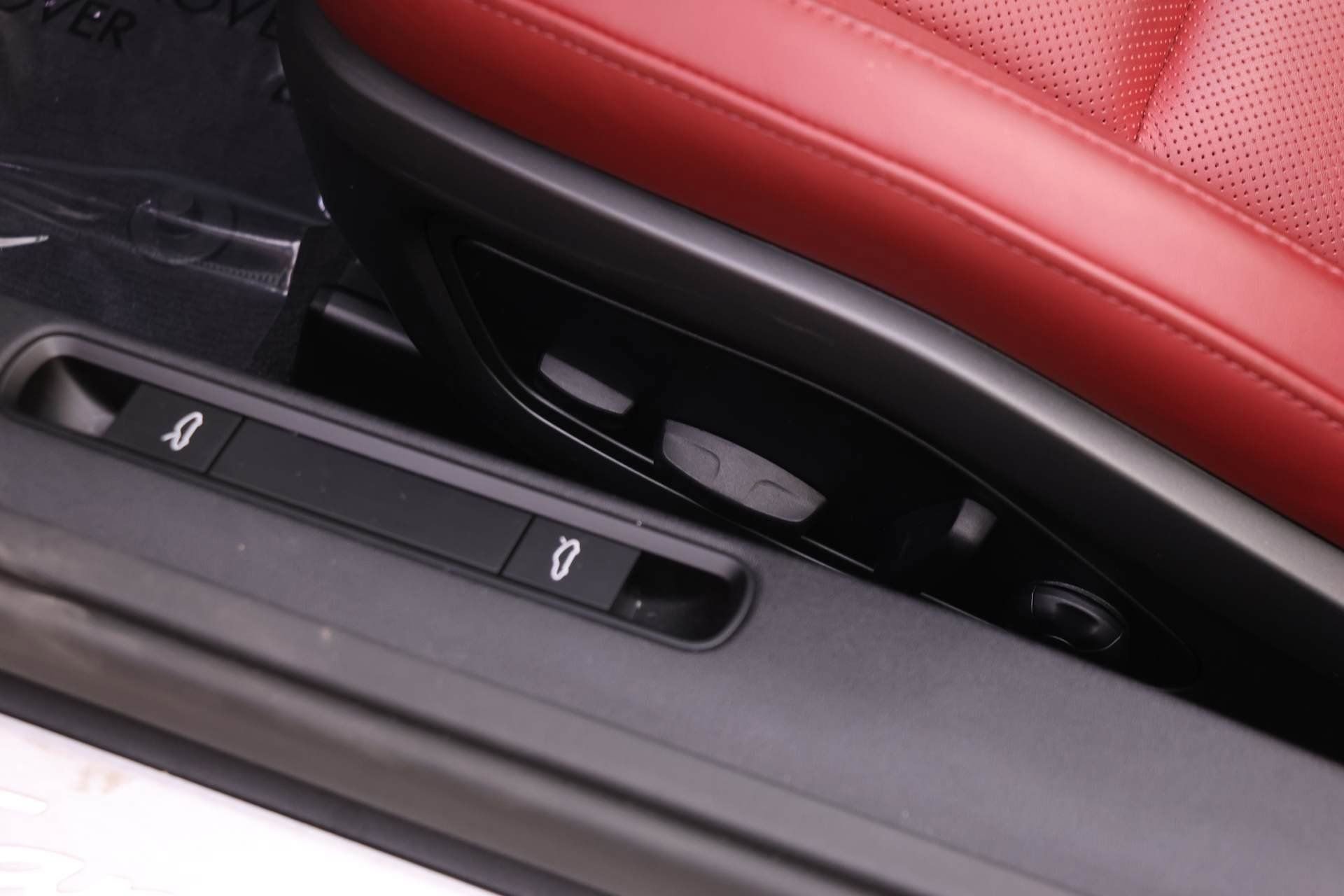 Used 2024 Porsche 911 Carrera S RWD image 20