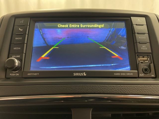 Used 2018 Dodge Grand Caravan SE w/ UConnect Hands-Free Group image 18