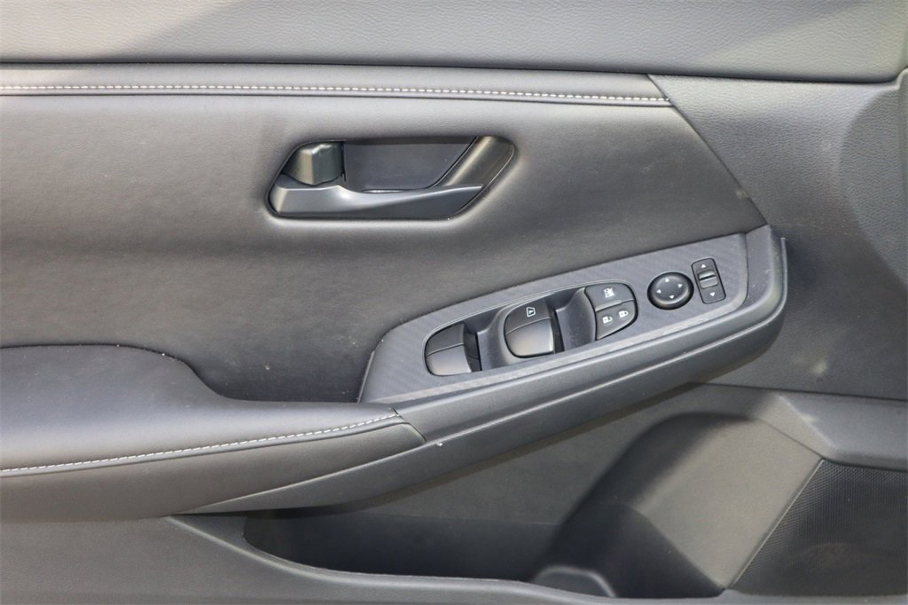 Certified 2025 Nissan Sentra S image 18