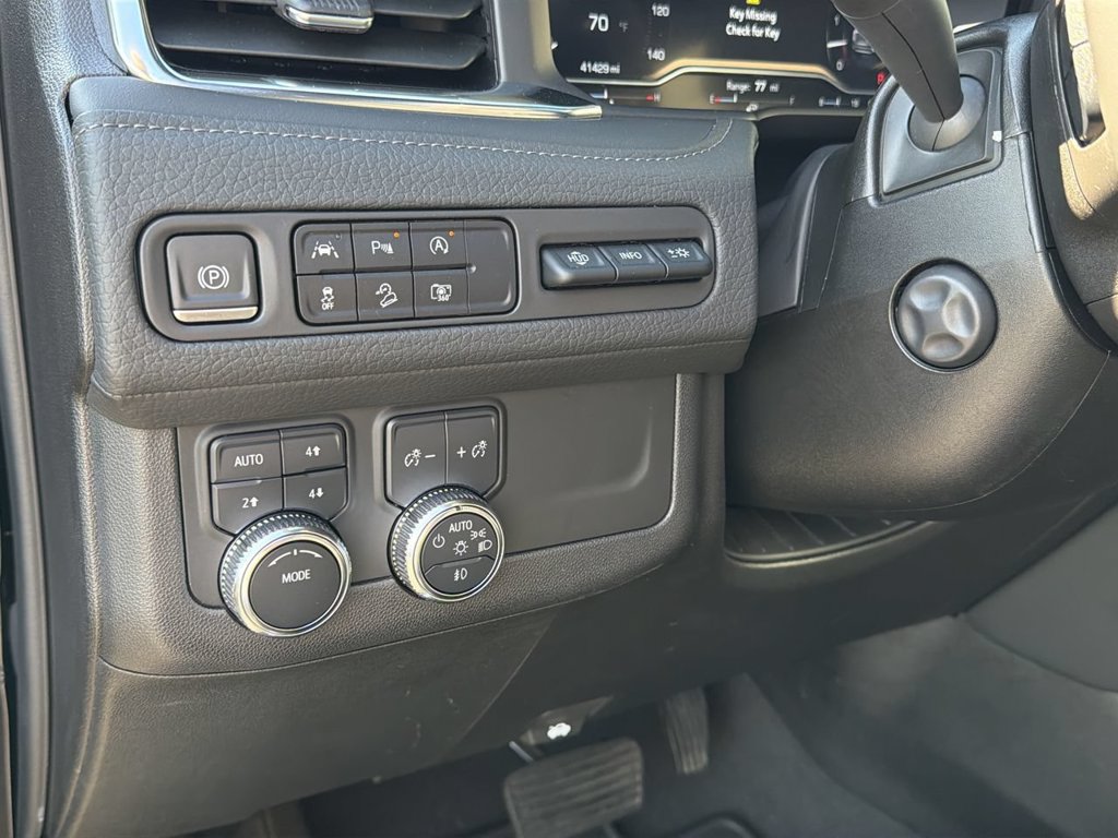 Used 2024 GMC Yukon Denali AWD/4WD image 17