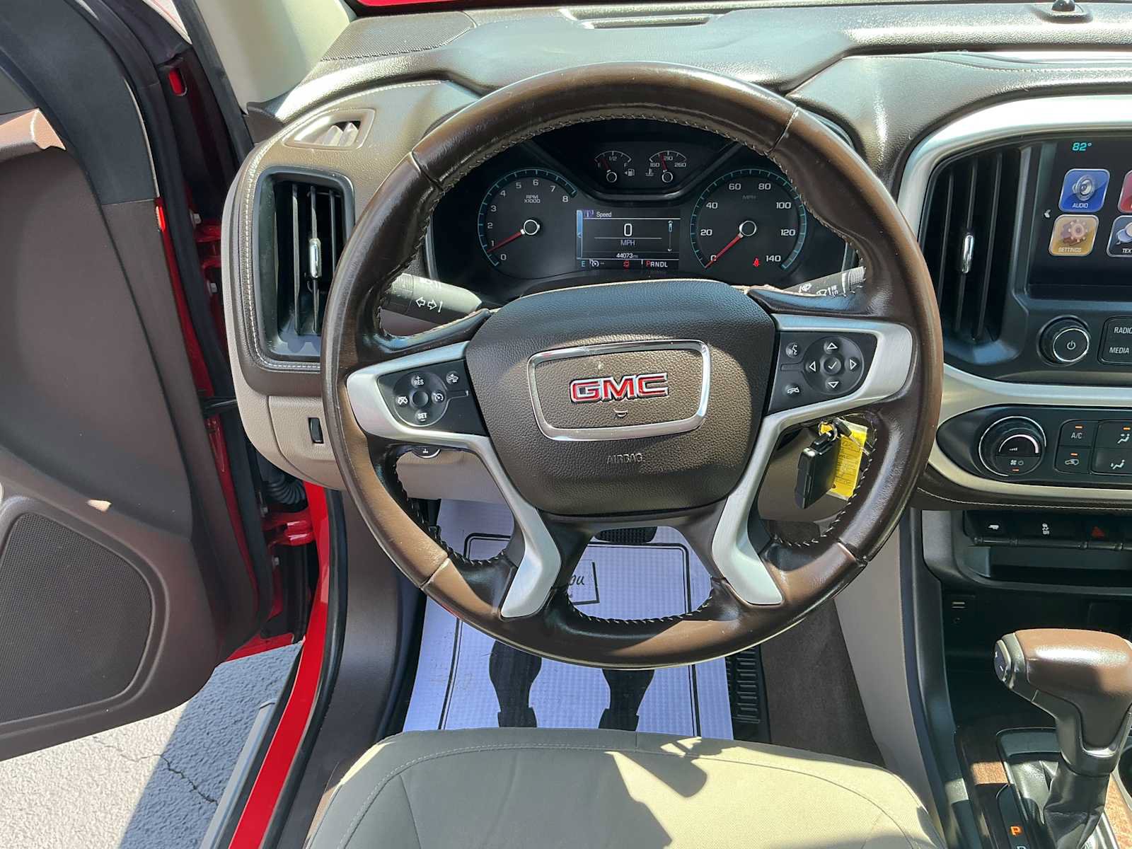 Used 2018 GMC Canyon SLE w/ SLE Convenience Package AWD/4WD image 8