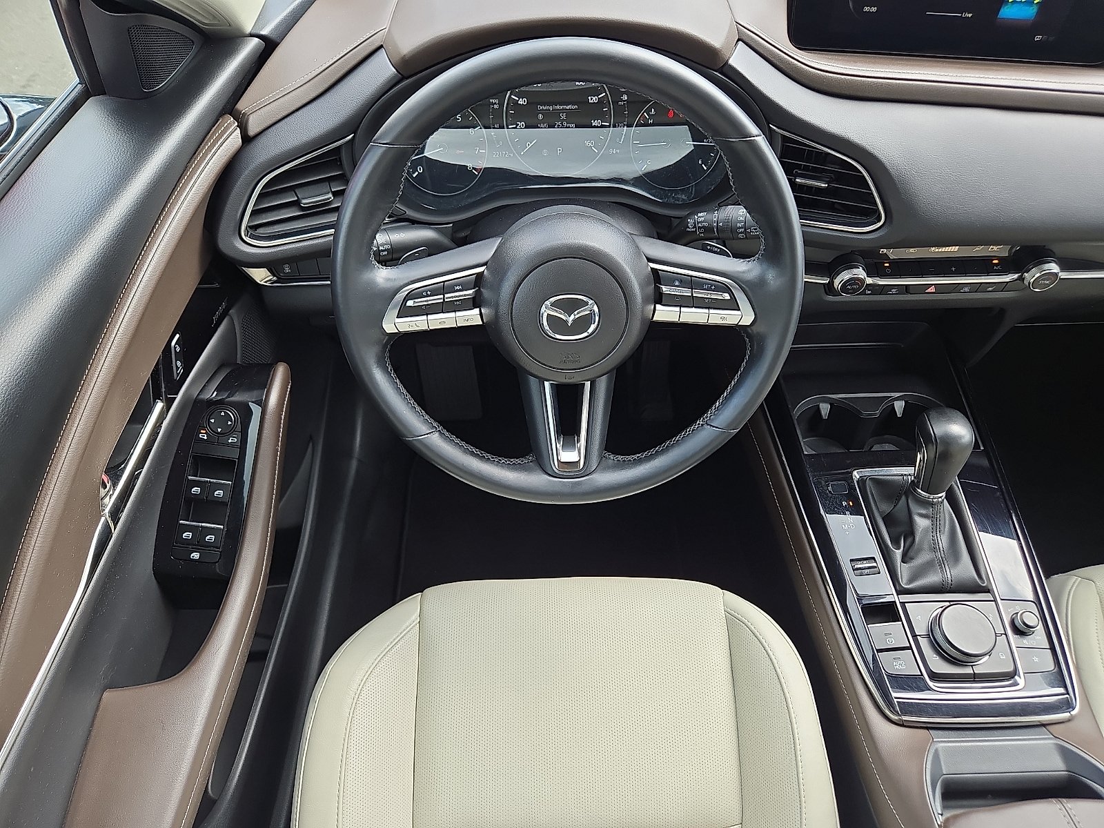 Used 2022 MAZDA CX-30 AWD 2.5 S w/ Premium Package image 11