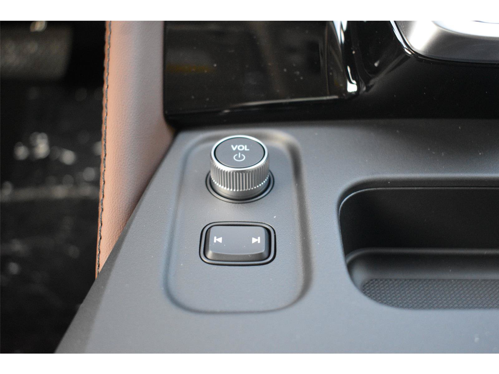 New 2026 Acura MDX w/ Advance Package AWD/4WD image 17