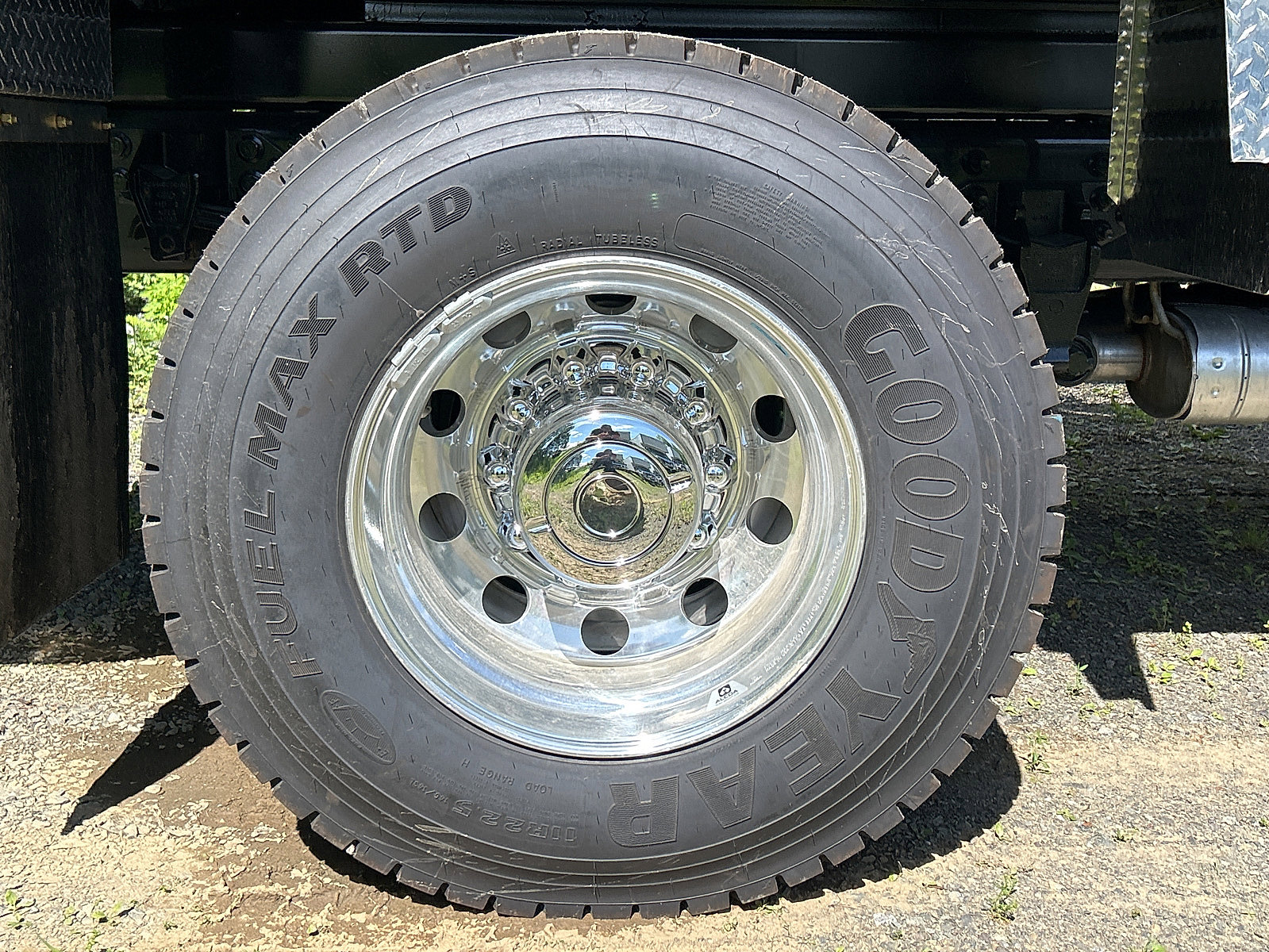 New 2025 Ford F650 2WD Regular Cab Super Duty image 11