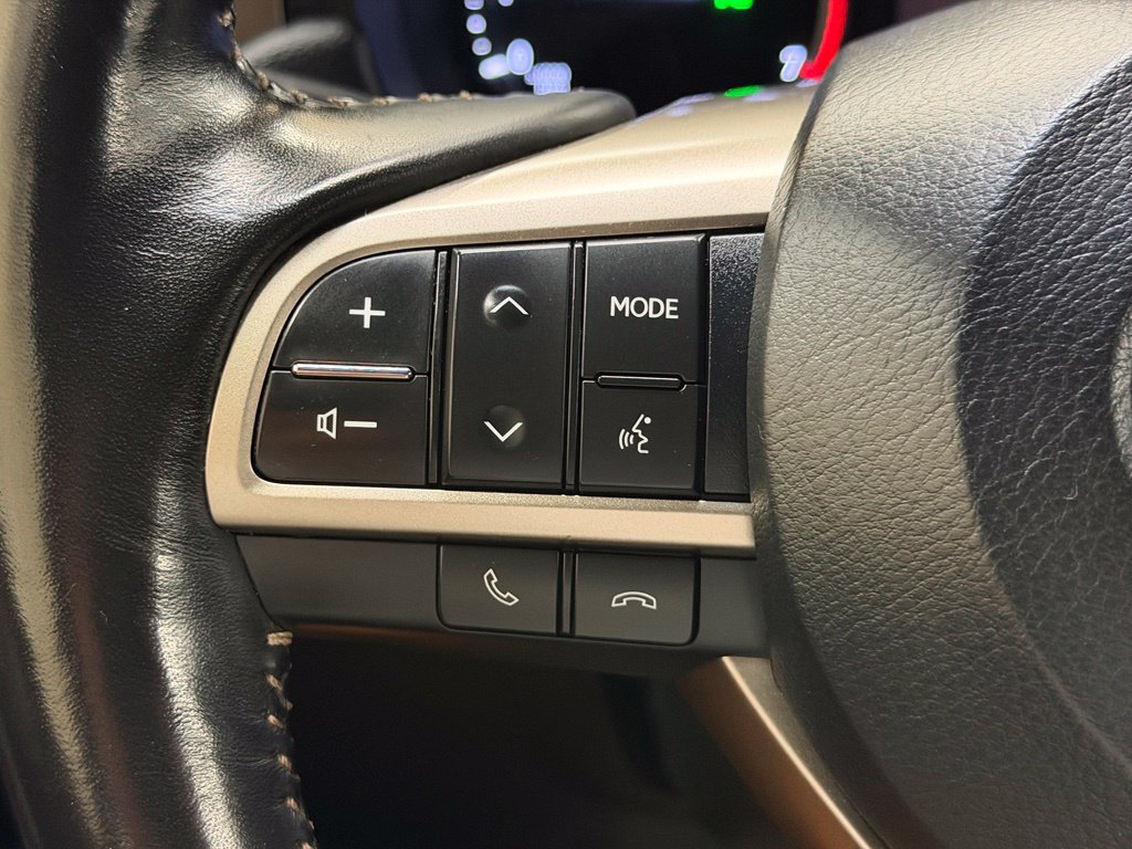 Used 2021 Lexus GX 460 Premium w/ Premium Package AWD/4WD image 21