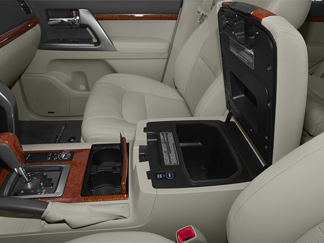 Used 2014 Toyota Land Cruiser AWD/4WD image 17