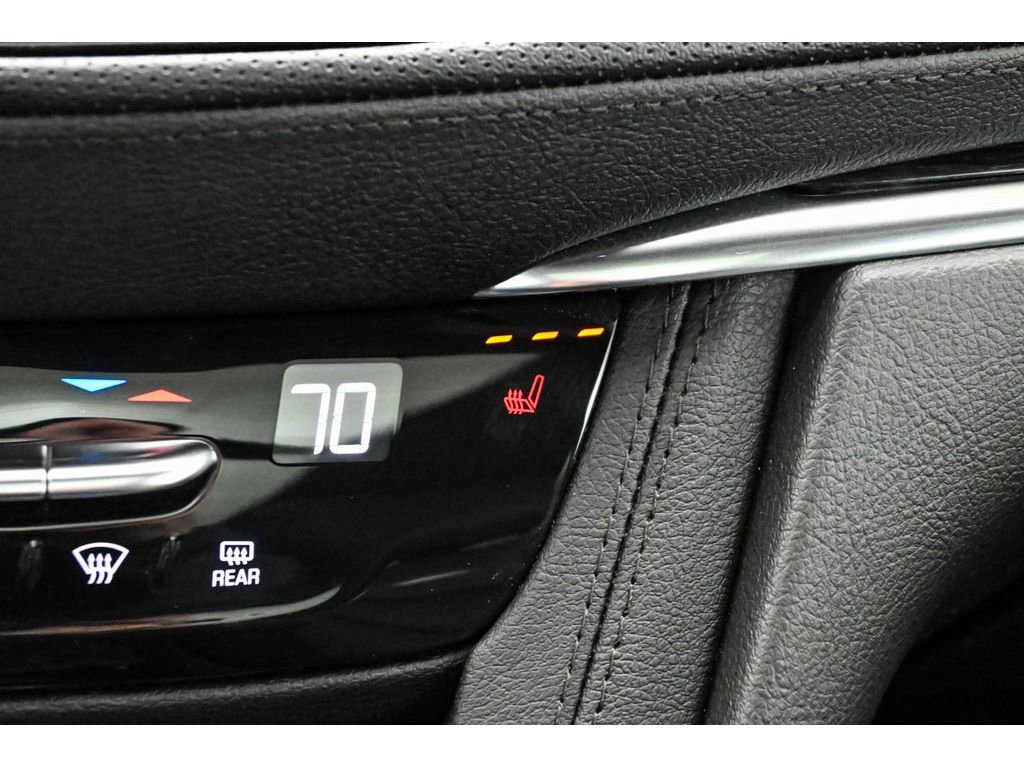 Certified 2022 Cadillac XT5 Premium Luxury FWD image 49