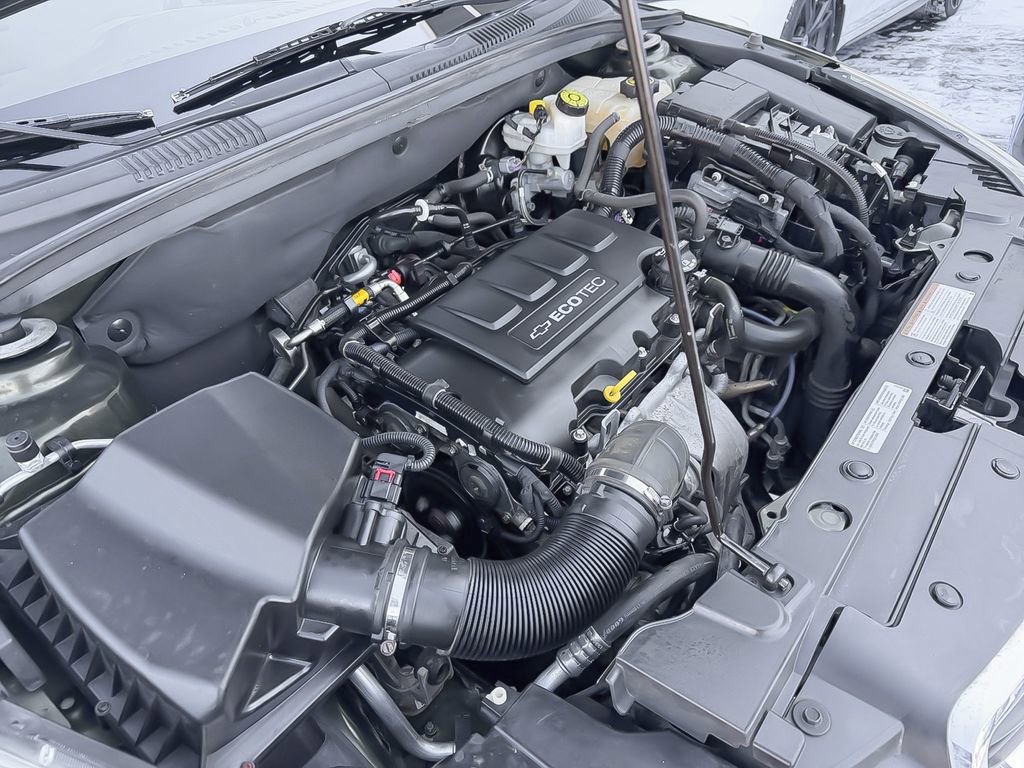 Used 2015 Chevrolet Cruze LT image 33