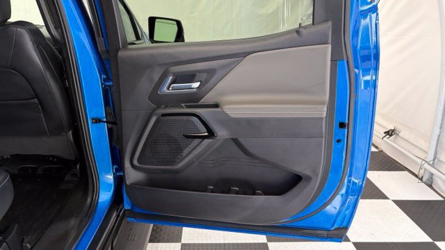 Used 2026 Chevrolet Silverado EV Trail Boss AWD/4WD image 31
