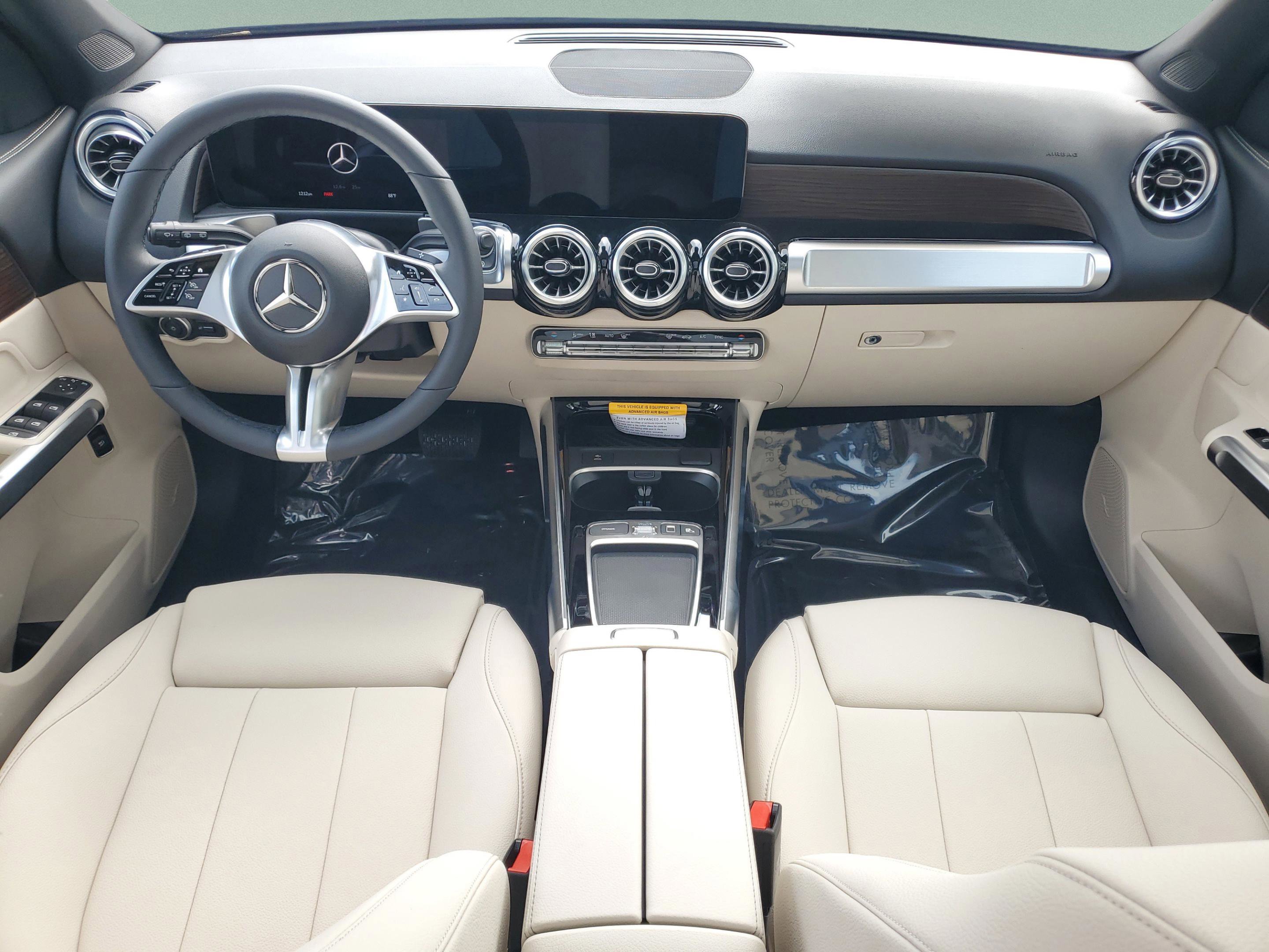 Used 2026 Mercedes-Benz GLB 250 image 25
