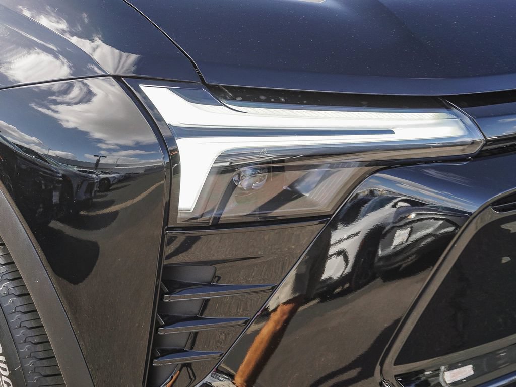 New 2026 Chevrolet Blazer EV LT w/ Midnight/Sport Edition FWD image 10