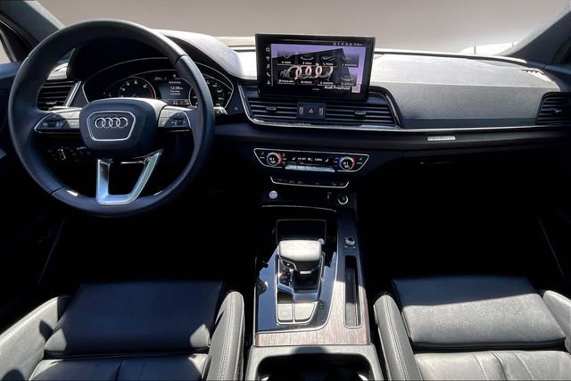 Certified 2023 Audi Q5 2.0T Premium w/ Convenience Package AWD/4WD image 7