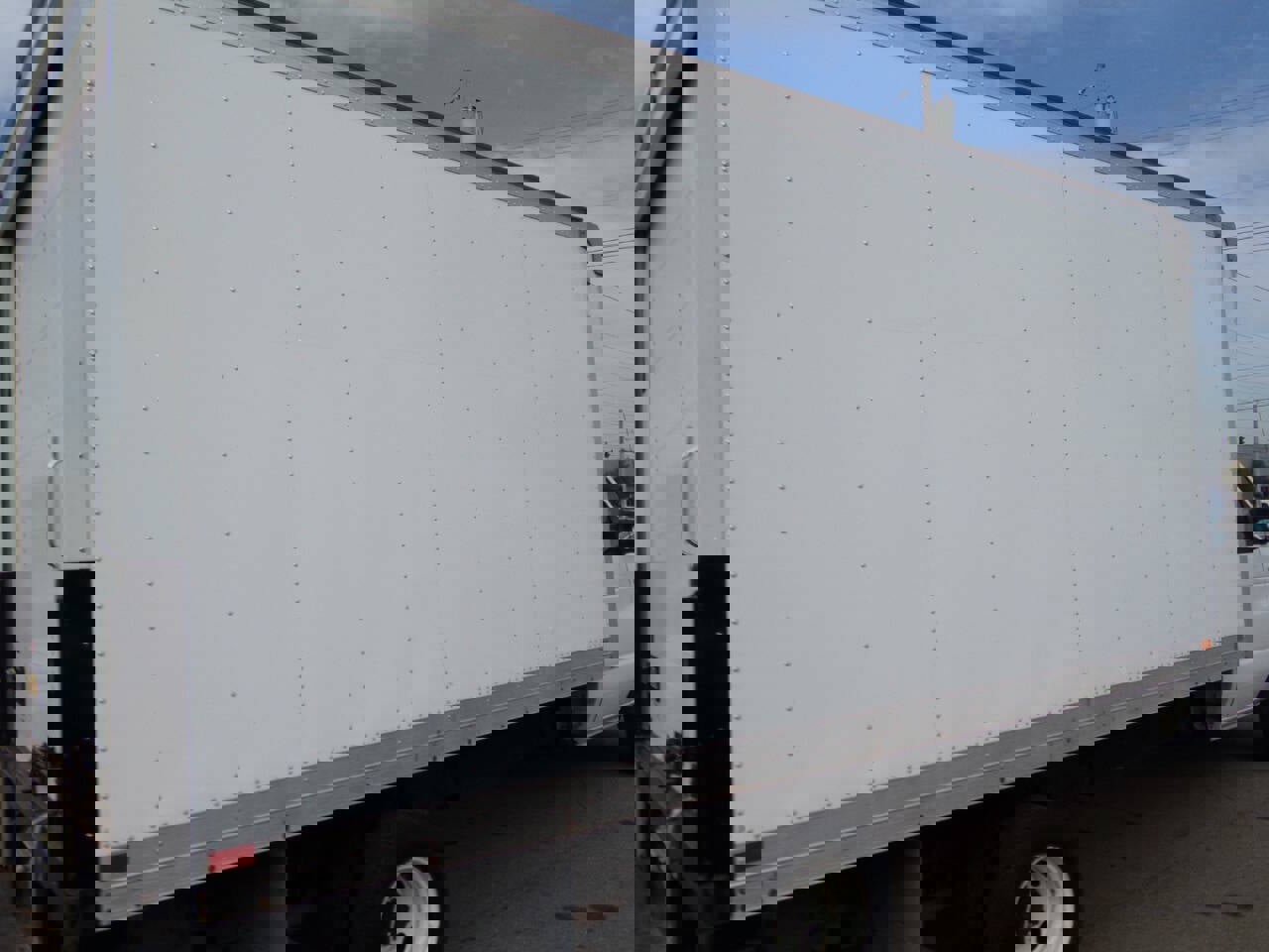 Used 2017 Ford E-450 and Econoline 450 Super Duty w/ Power Windows & Locks Group RWD image 53