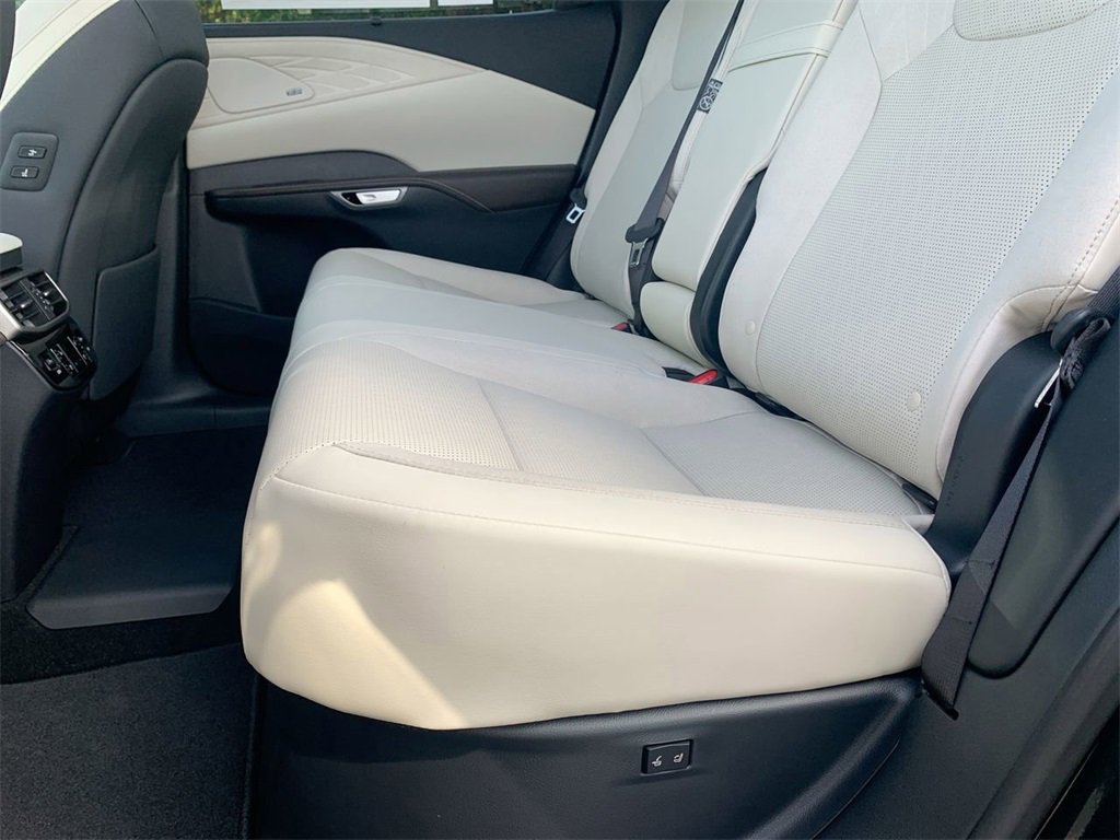 New 2025 Lexus RX 450h AWD w/ Luxury Package image 19