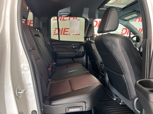Used 2025 Honda Ridgeline Black Edition image 10