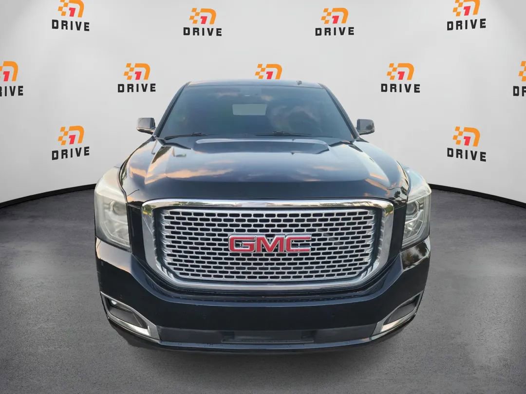 Used 2015 GMC Yukon XL Denali w/ Touring Package AWD/4WD image 2