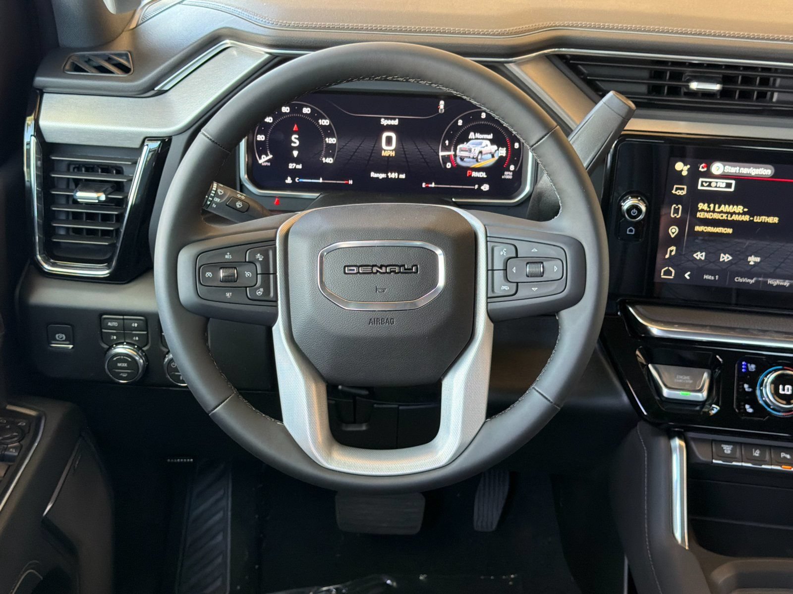 New 2026 GMC Sierra 3500 Denali w/ Denali Reserve Package AWD/4WD image 14