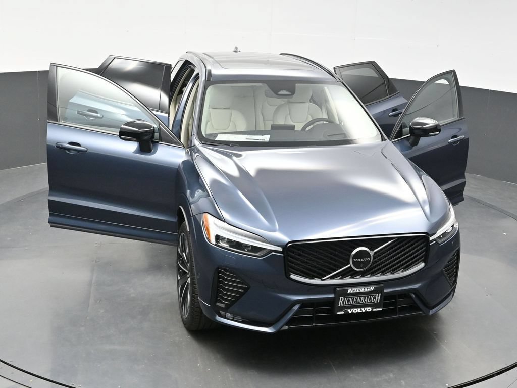 New 2026 Volvo XC60 B5 Ultra w/ Climate Package AWD/4WD image 25
