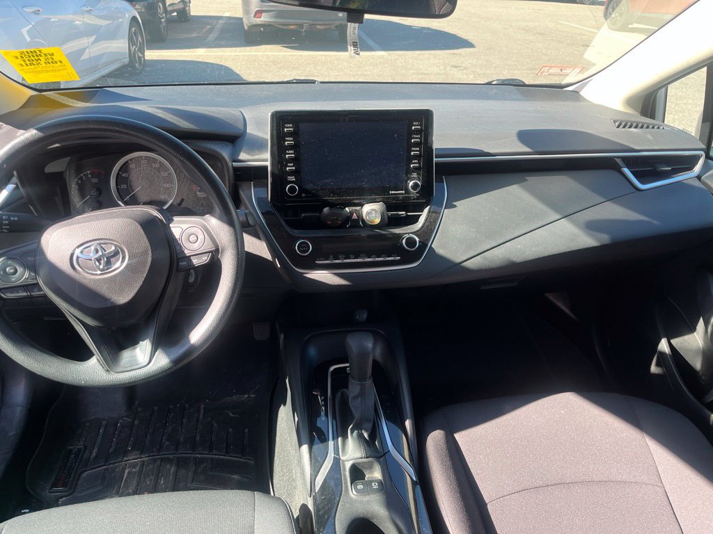 Used 2021 Toyota Corolla LE FWD image 6
