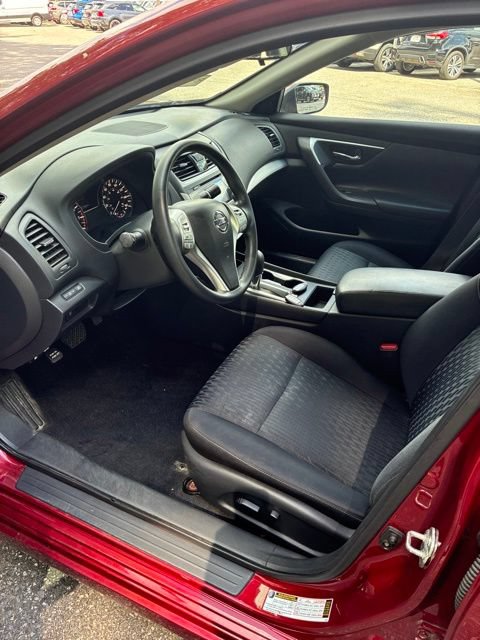 Used 2017 Nissan Altima 2.5 S w/ Power Driver Seat Package FWD image 10