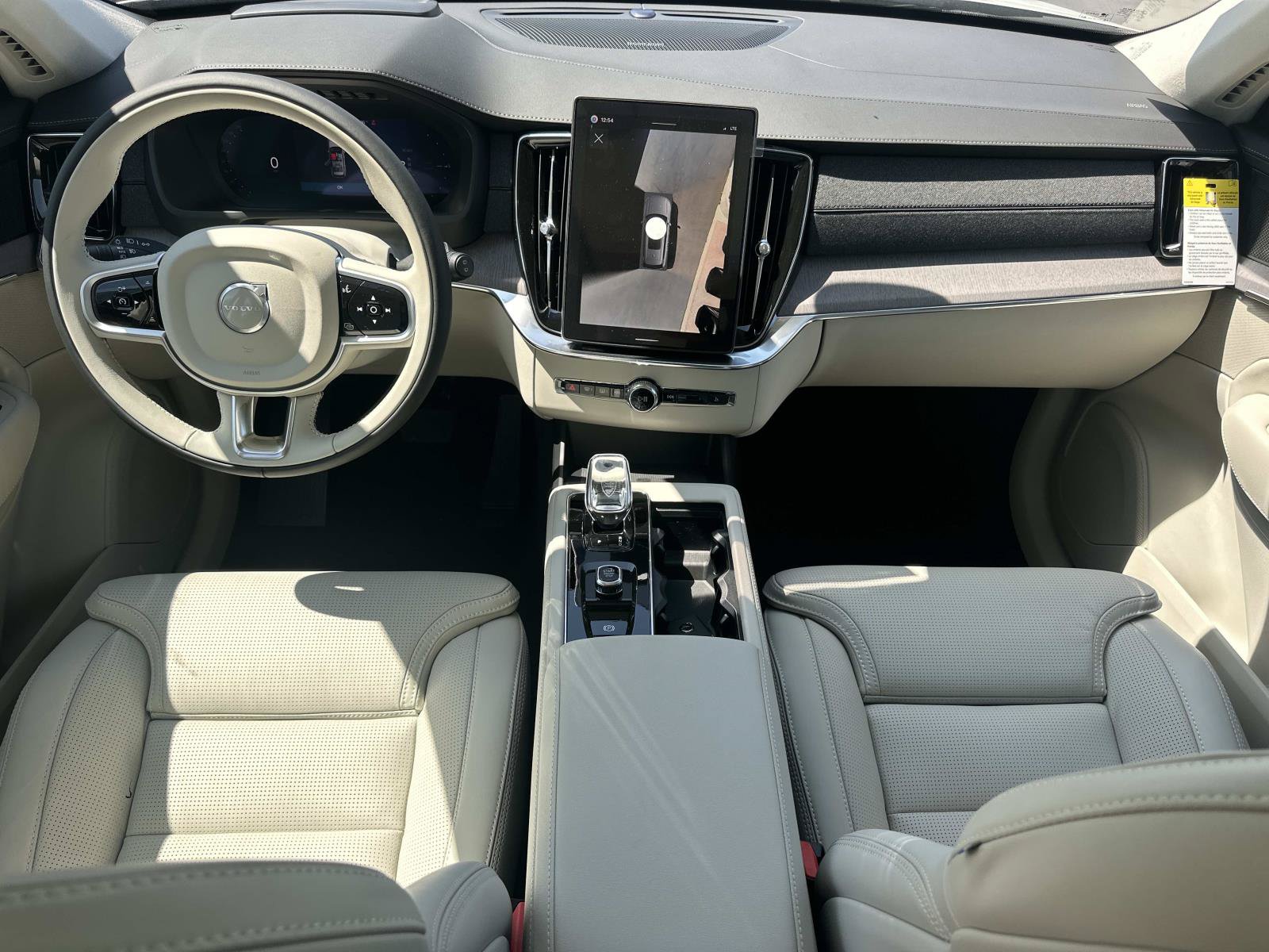 New 2026 Volvo XC90 T8 Ultra w/ Lounge Package AWD/4WD image 7
