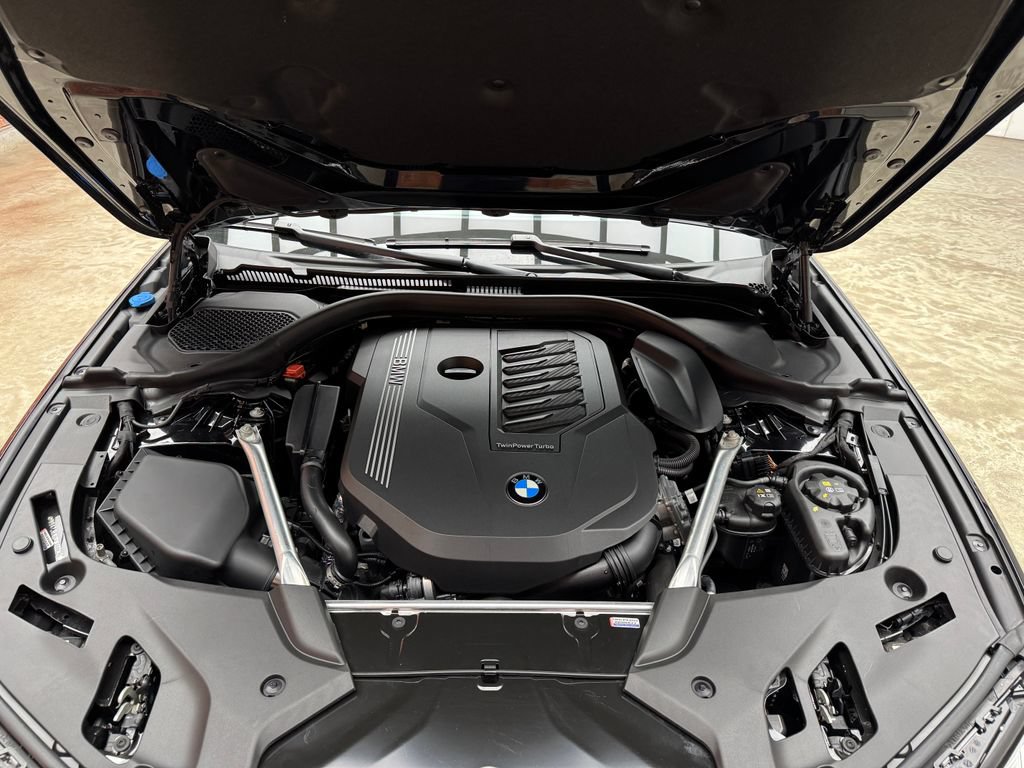 Used 2023 BMW 540i xDrive AWD/4WD image 27