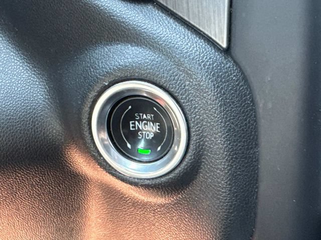 Used 2020 GMC Sierra 1500 Denali w/ Denali Ultimate Package AWD/4WD image 38