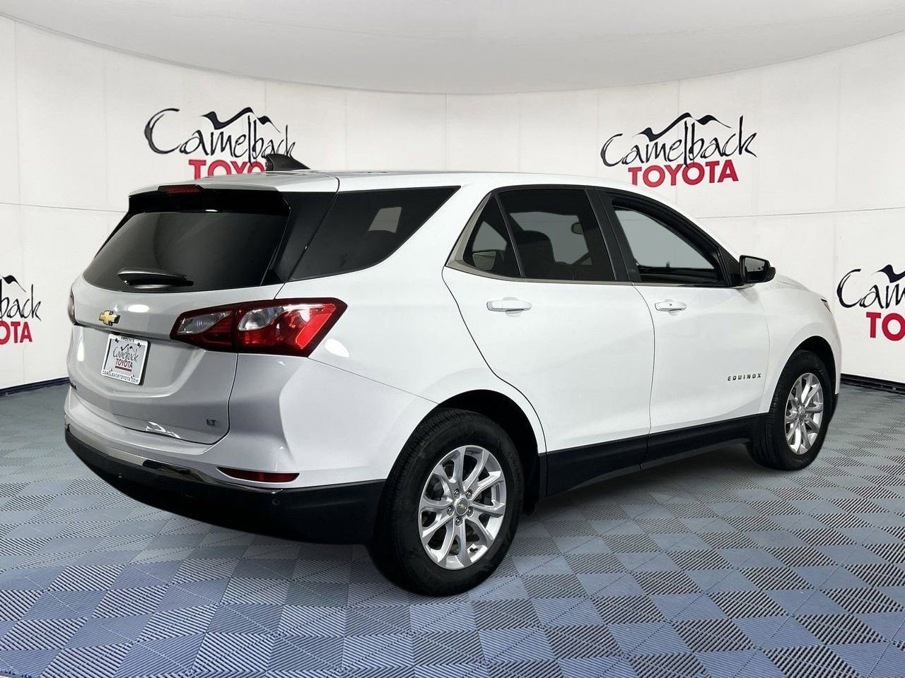 Used 2021 Chevrolet Equinox LT w/ LPO, Floor Liner Package image 7
