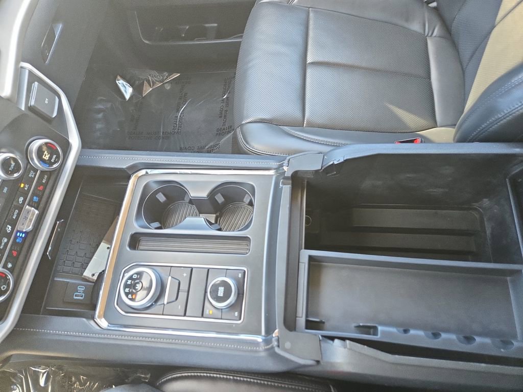 Used 2024 Ford Expedition Max XLT image 27