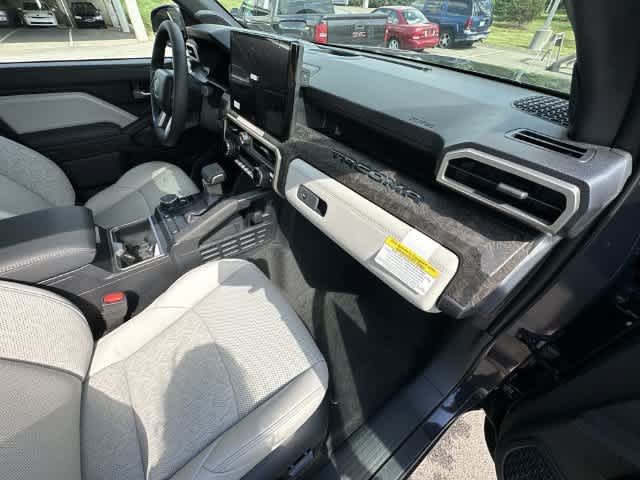 New 2024 Toyota Tacoma Limited w/ Limited Package (LT) AWD/4WD image 19