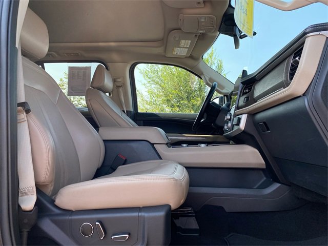 Used 2024 Ford Expedition Max Limited image 21